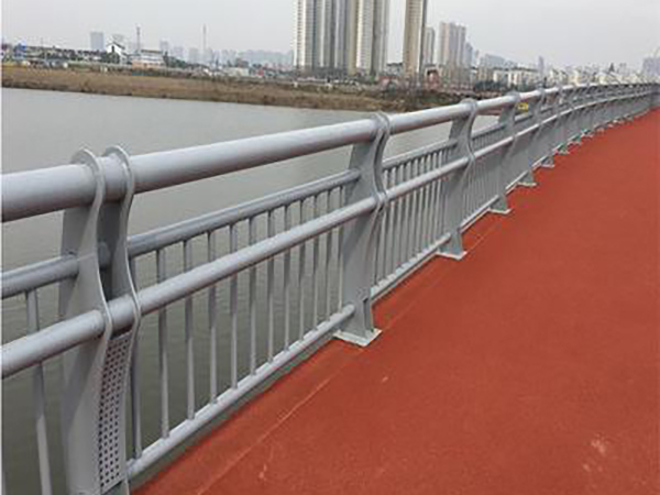 20220411095492959295 桥梁防撞护栏