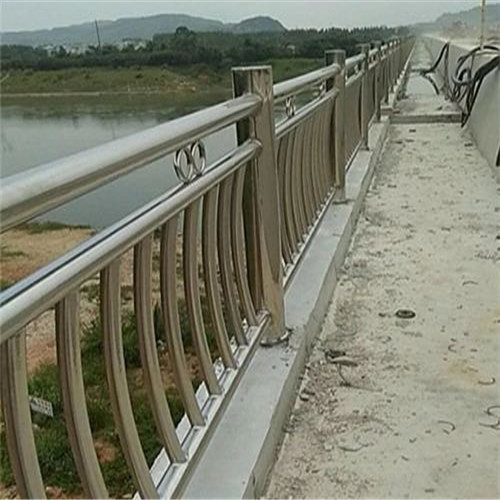 20231228100018881888 不锈钢桥梁护栏